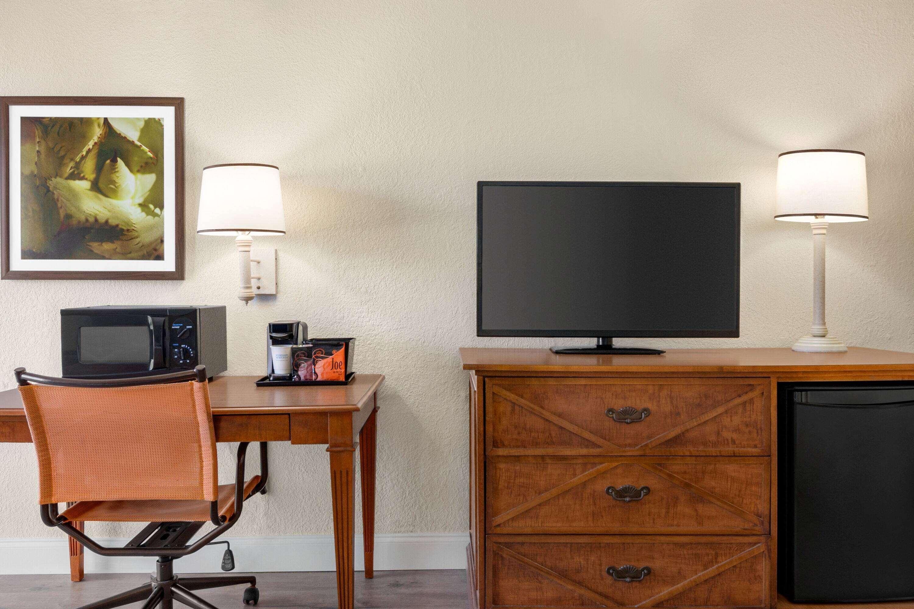 Baymont By Wyndham Daytona Beach - Intl Speedway Esterno foto