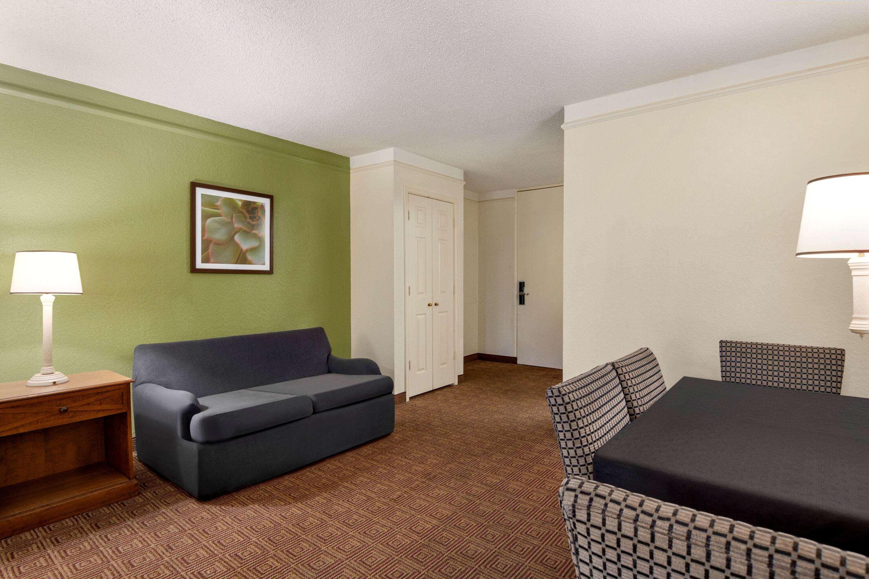 Baymont By Wyndham Daytona Beach - Intl Speedway Esterno foto