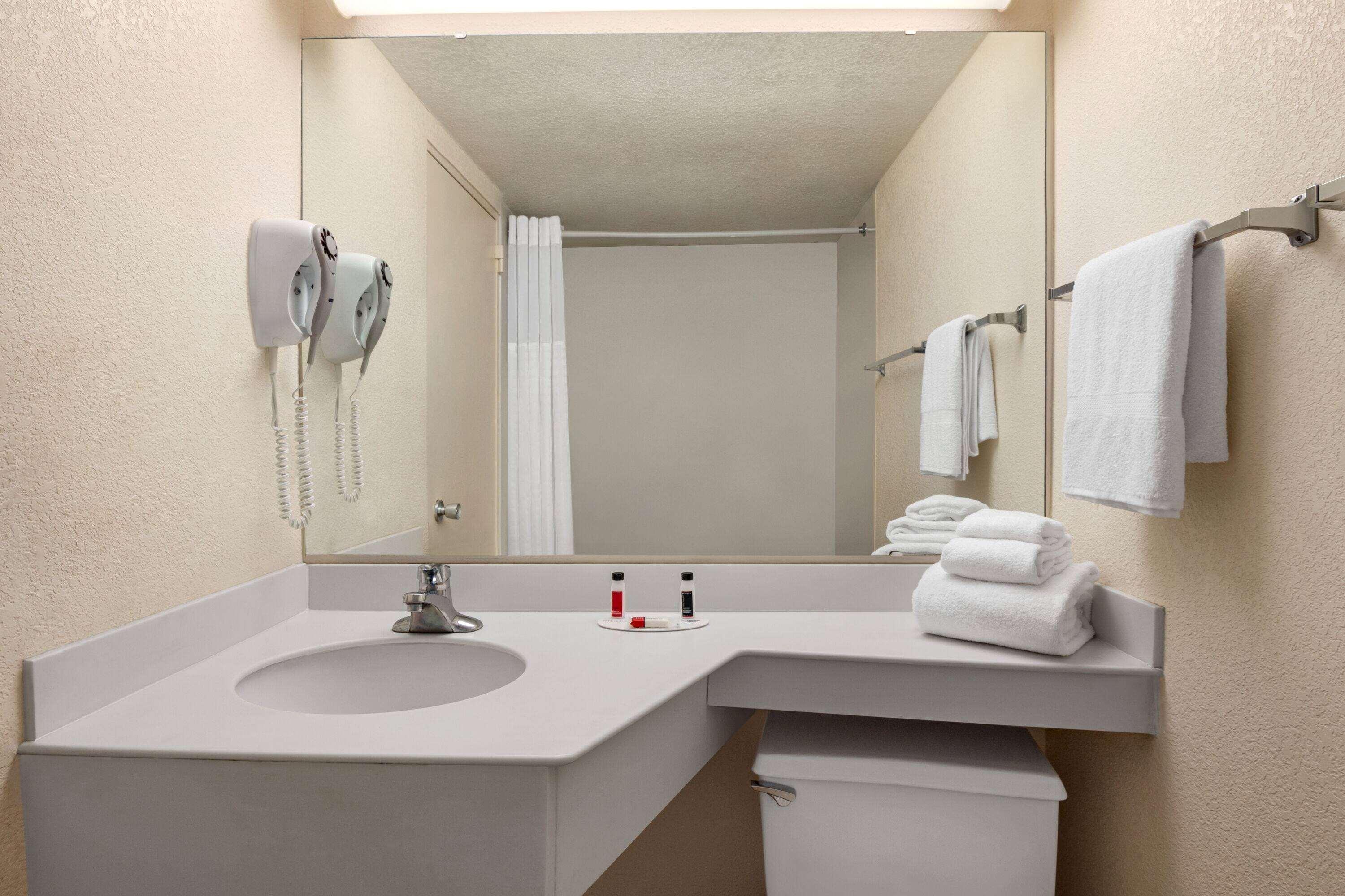 Baymont By Wyndham Daytona Beach - Intl Speedway Esterno foto